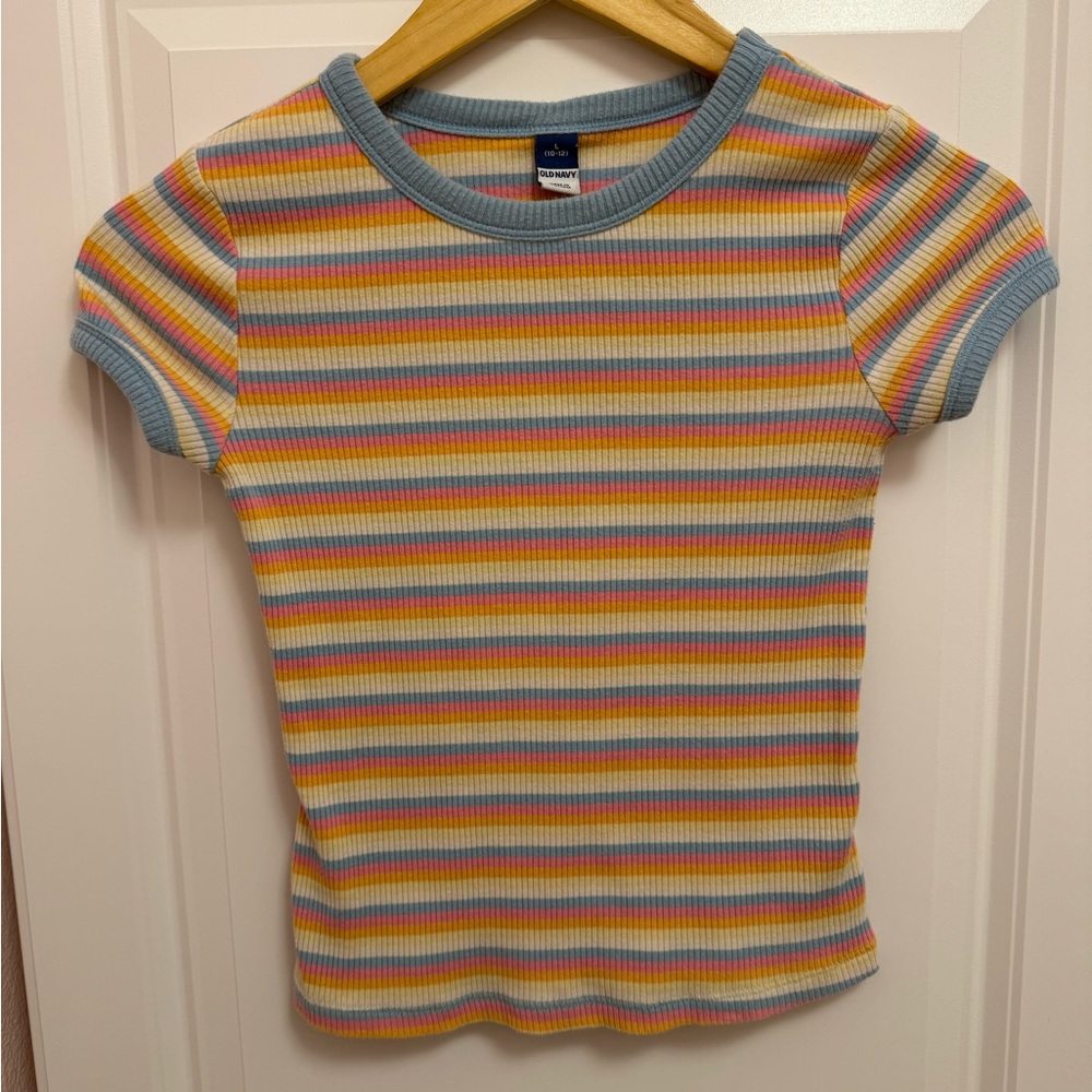 🎀 Old Navy Girls Rainbow Striped Tee